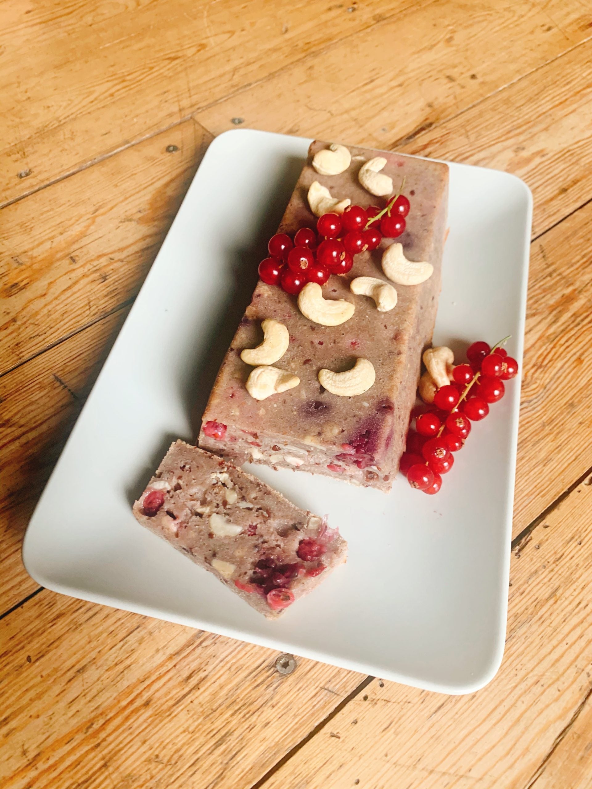 Zuckerfreies Bananenbrot — vegan