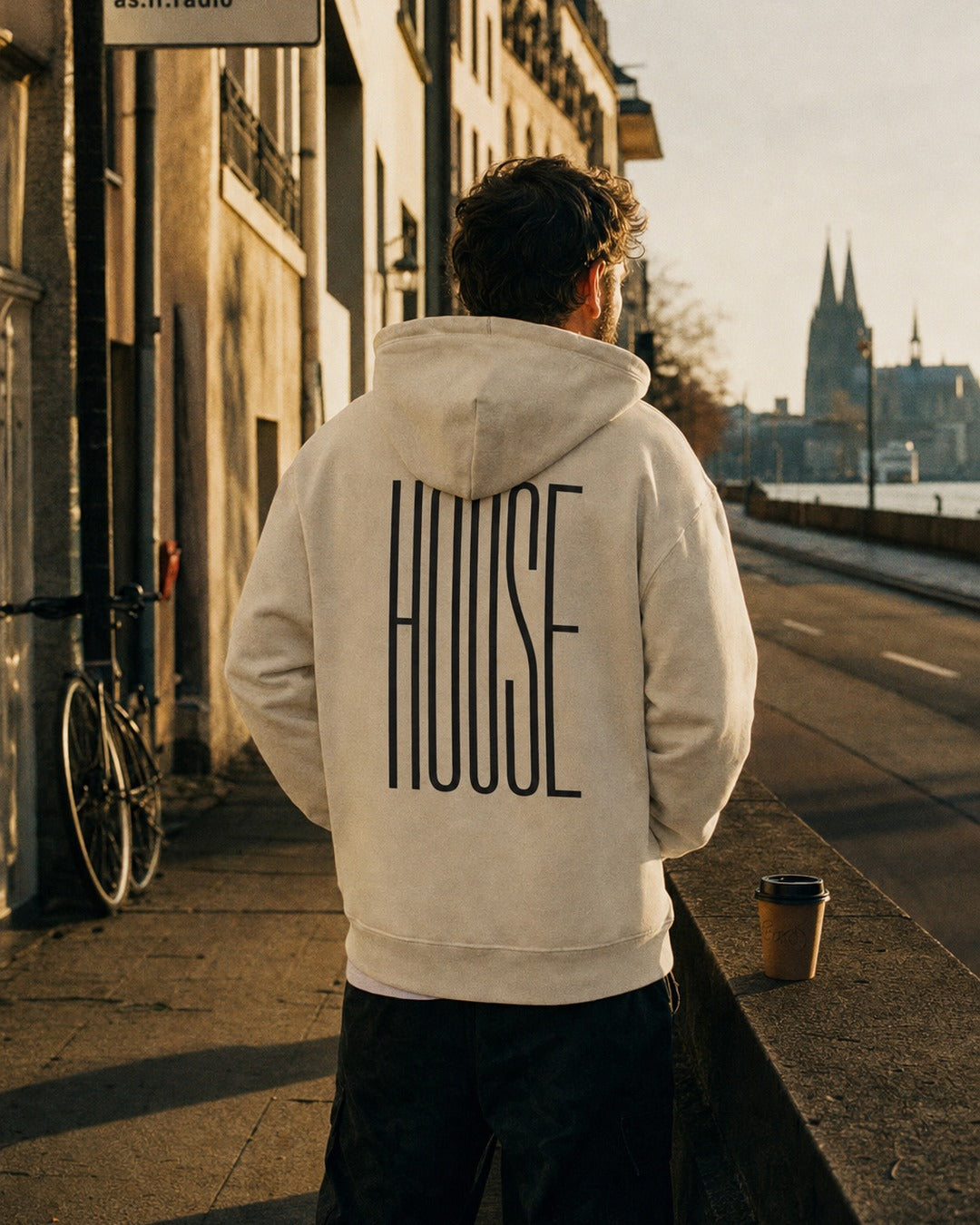 HOUSE Bio-Hoodie | as.if.radio